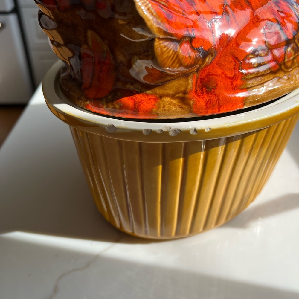 Vintage Ceramic Chicken Covered Dish - Picture 4 of 12